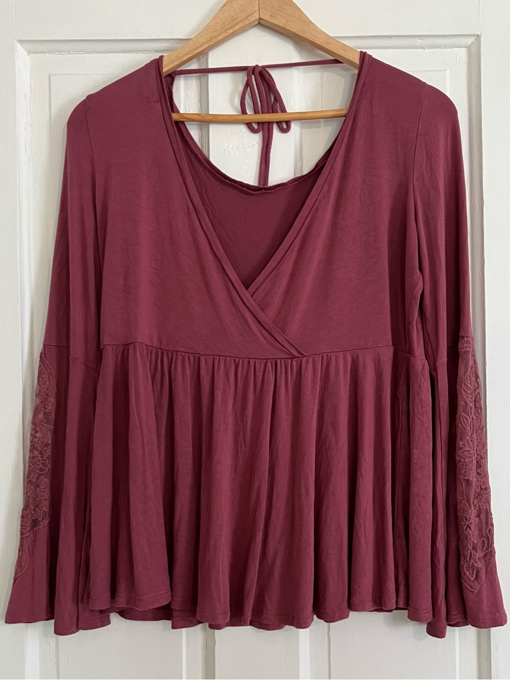 American Eagle Women's Medium Embroidered Lace Bell Sleeve Blouse Top Boho